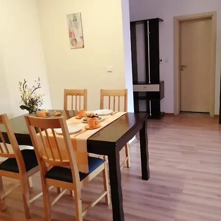 Apartment In Aquamarine Complex Altın Kumlar