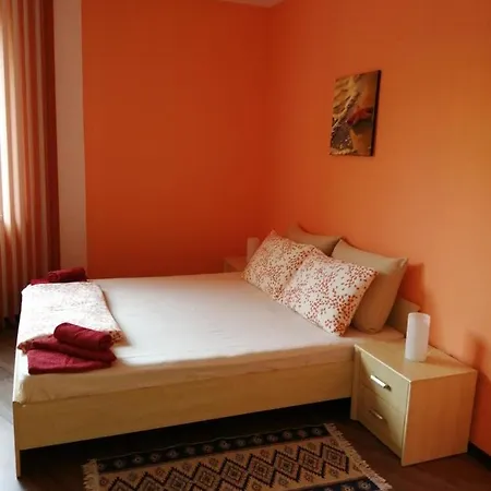 Apartment In Aquamarine Complex *