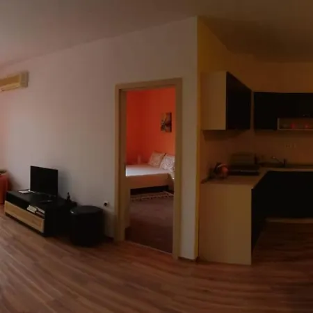 Apartment In Aquamarine Complex *