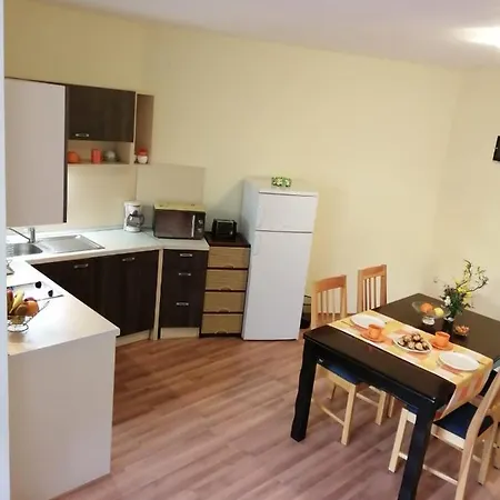 Apartment In Aquamarine Complex